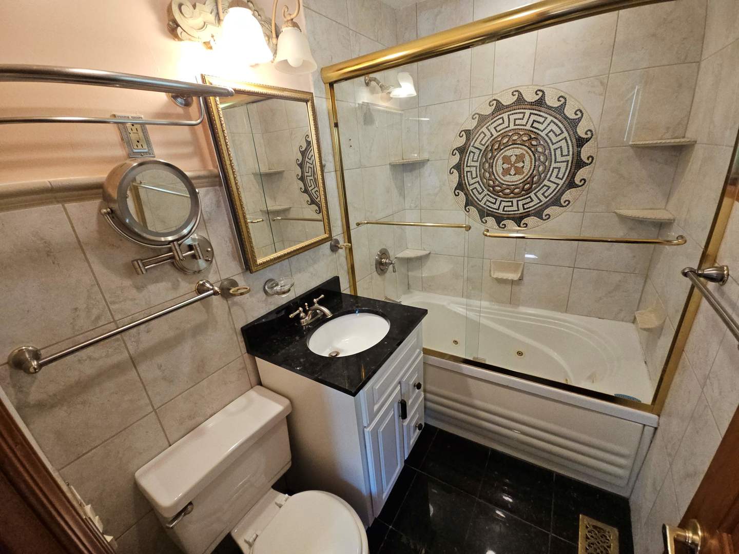 75 Bode Road Hoffman Estates, IL 60169 - Photo 5 of 19 Gallery Image 5
