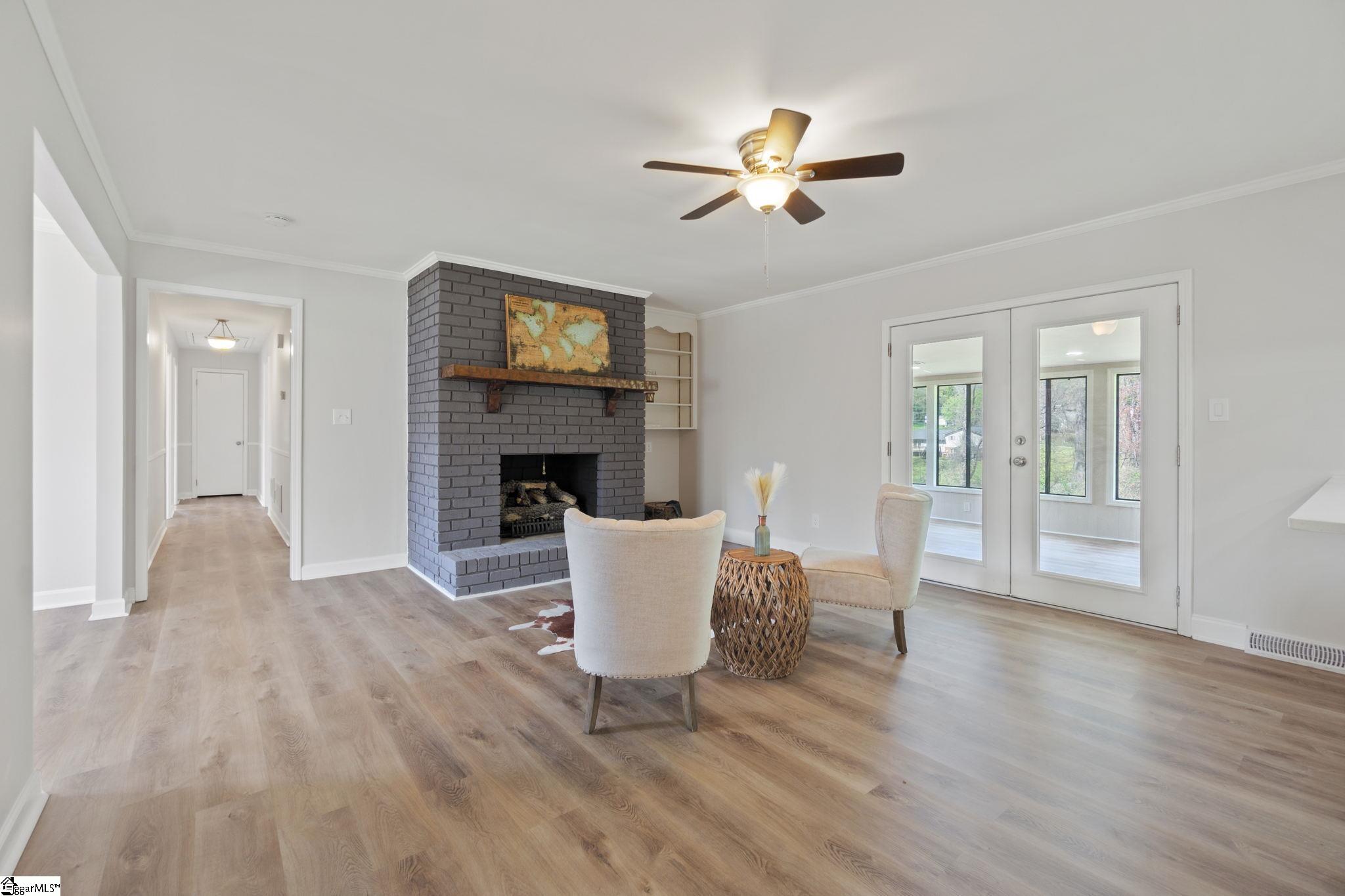 101 Zoar Heights Road Greer, SC 29651 - Photo 4 of 31 Gallery Image 4