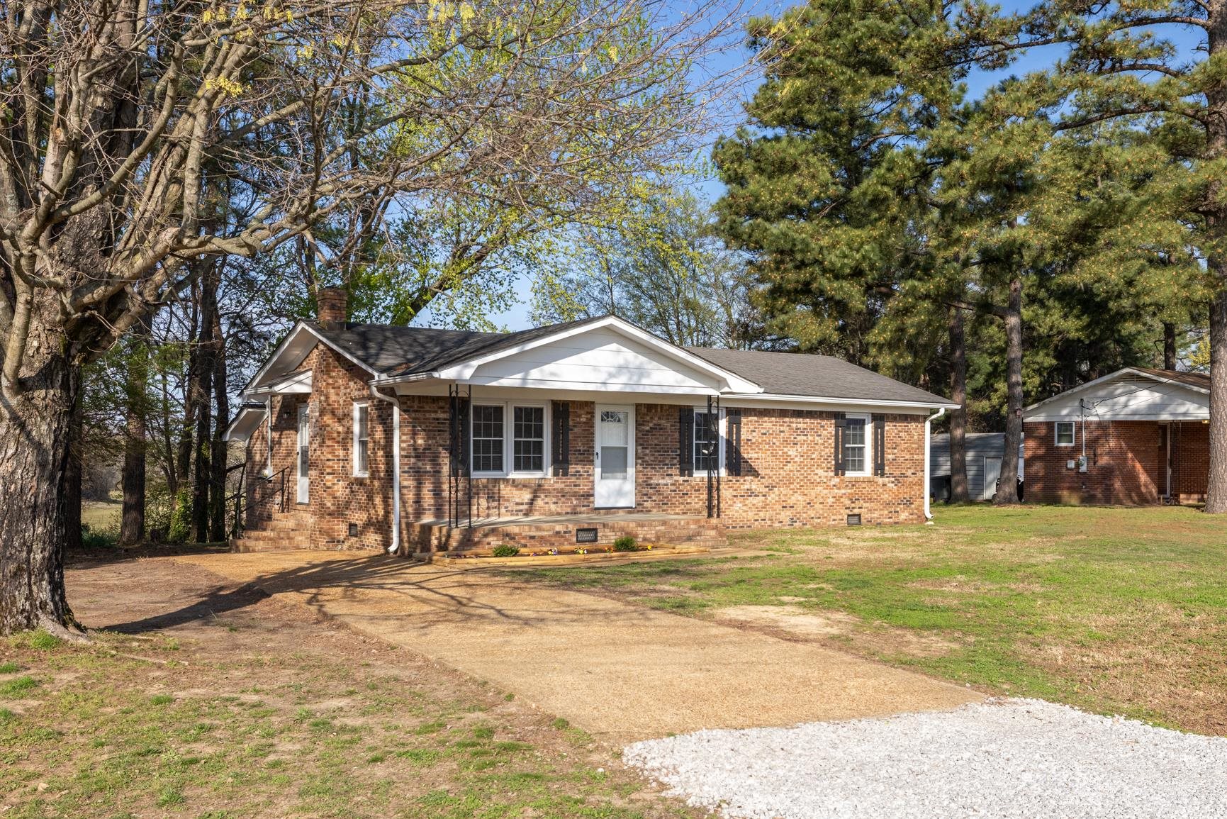 183 Bringle Road Covington, TN 38019 - Photo 2 of 23 Nice concrete driveway