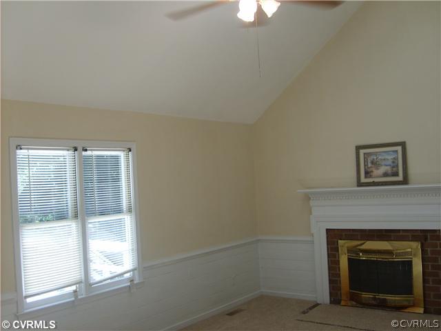 7501 Drexelbrook Road Chesterfield, VA 23832 - Photo 8 of 10 a room with a fireplace