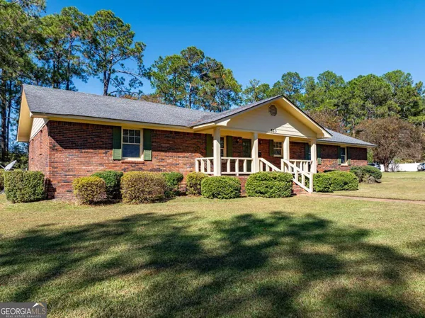 $235,000 | 523 Alabama Drive, Unit 15 & PT 16, Tifton, GA 31794