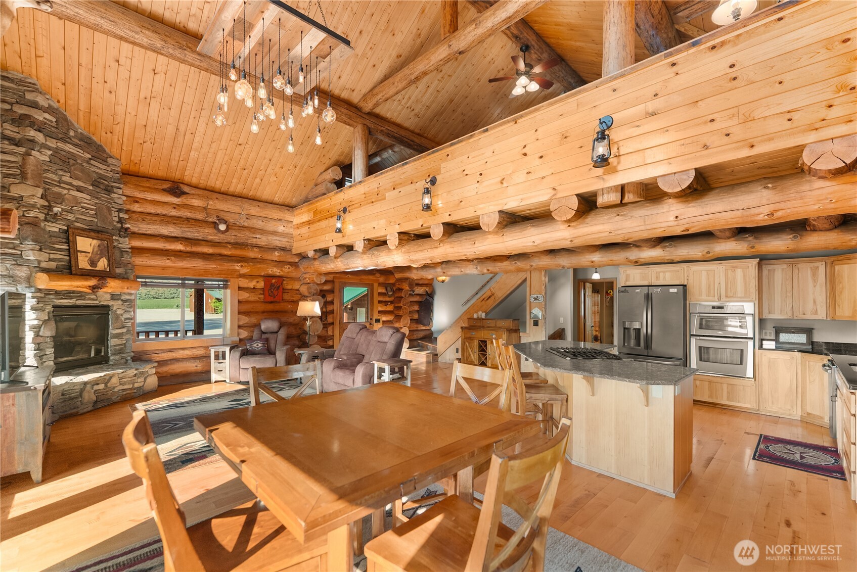 112 South Pine Creek Road Tonasket, WA 98855 - Photo 11 of 40