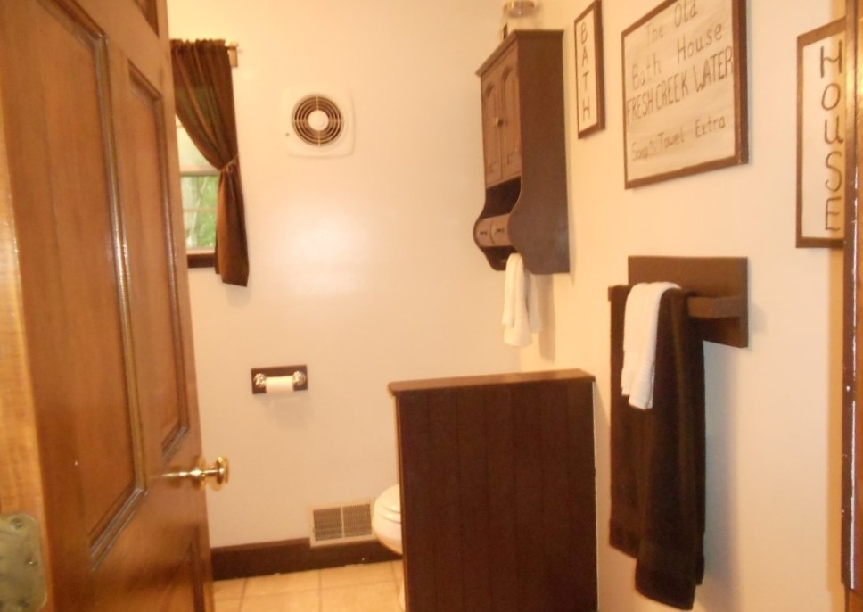 3140 South East County Line Road Shepherd, MI 48883 - Photo 23 of 38 1848769-22.JPG