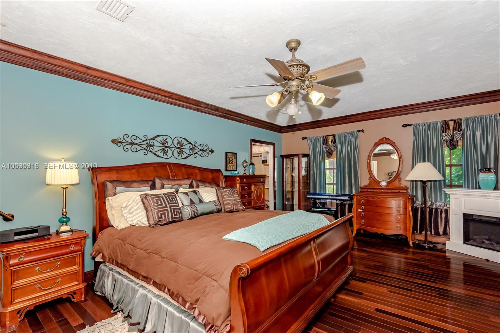 5648 Hancock Road Southwest Ranches, FL 33330 - Photo 10 of 24 Gallery Image 10