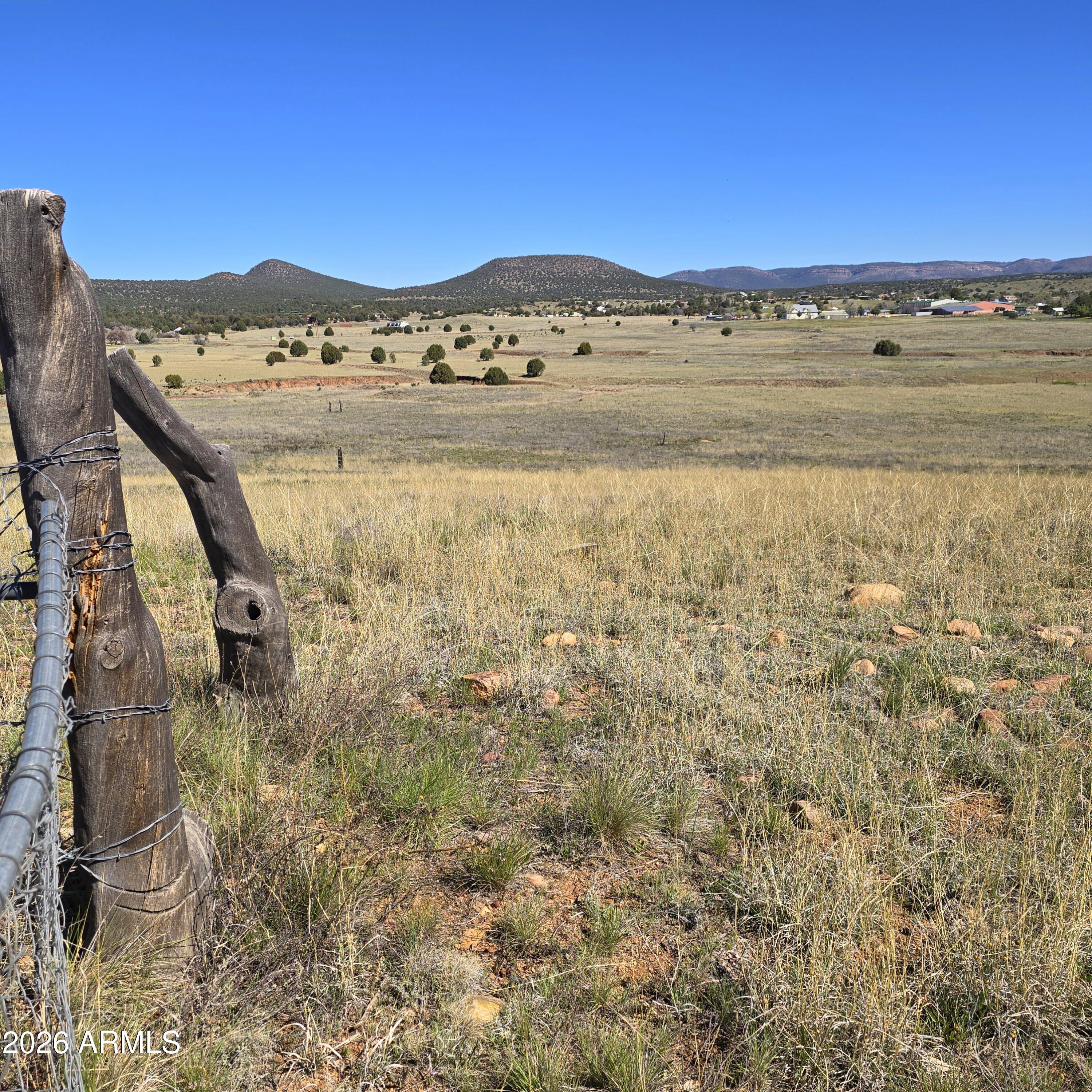 2 M Elk Ridge Road, Unit 3 Young, AZ 85554 - Photo 2 of 7 a view of an ocean