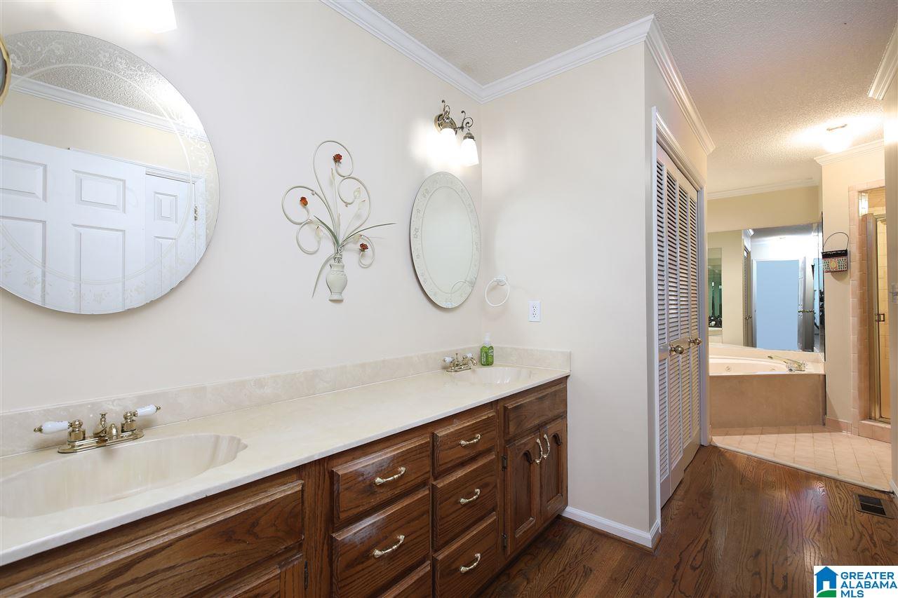 2122 Sandlin Road Birmingham, AL 35235 - Photo 14 of 31