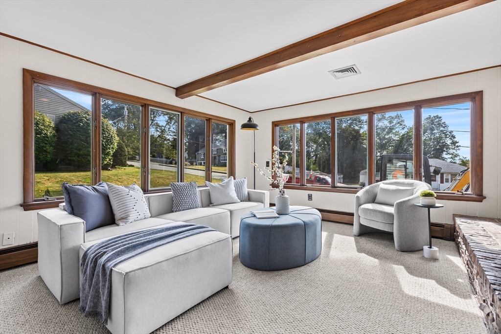 10 Gerry Road Lynnfield, MA 01940 - Photo 13 of 38