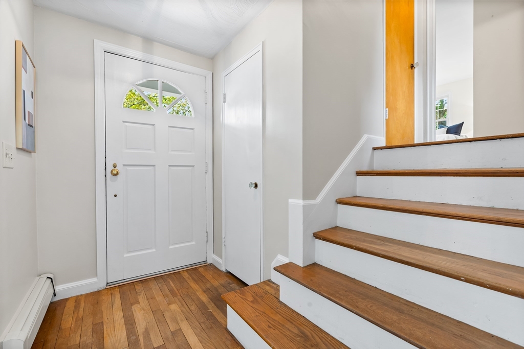 10 Gerry Road Lynnfield, MA 01940 - Photo 2 of 38