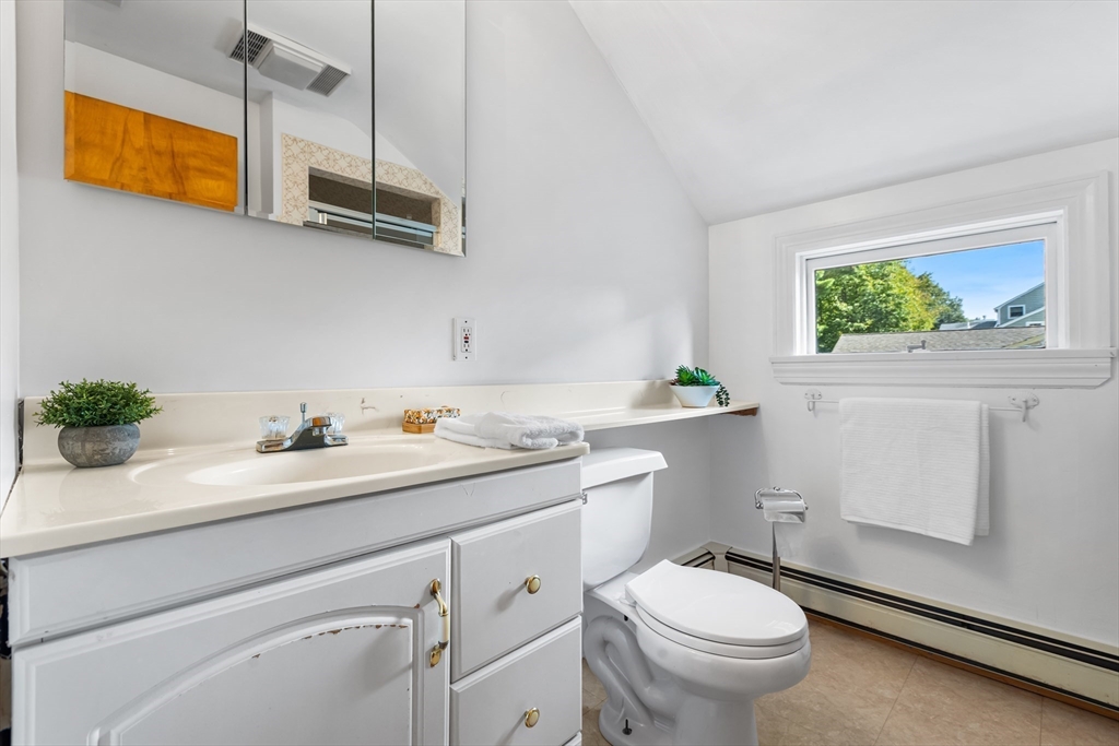 10 Gerry Road Lynnfield, MA 01940 - Photo 21 of 38