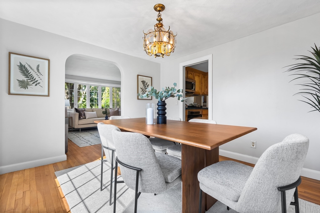 10 Gerry Road Lynnfield, MA 01940 - Photo 7 of 38