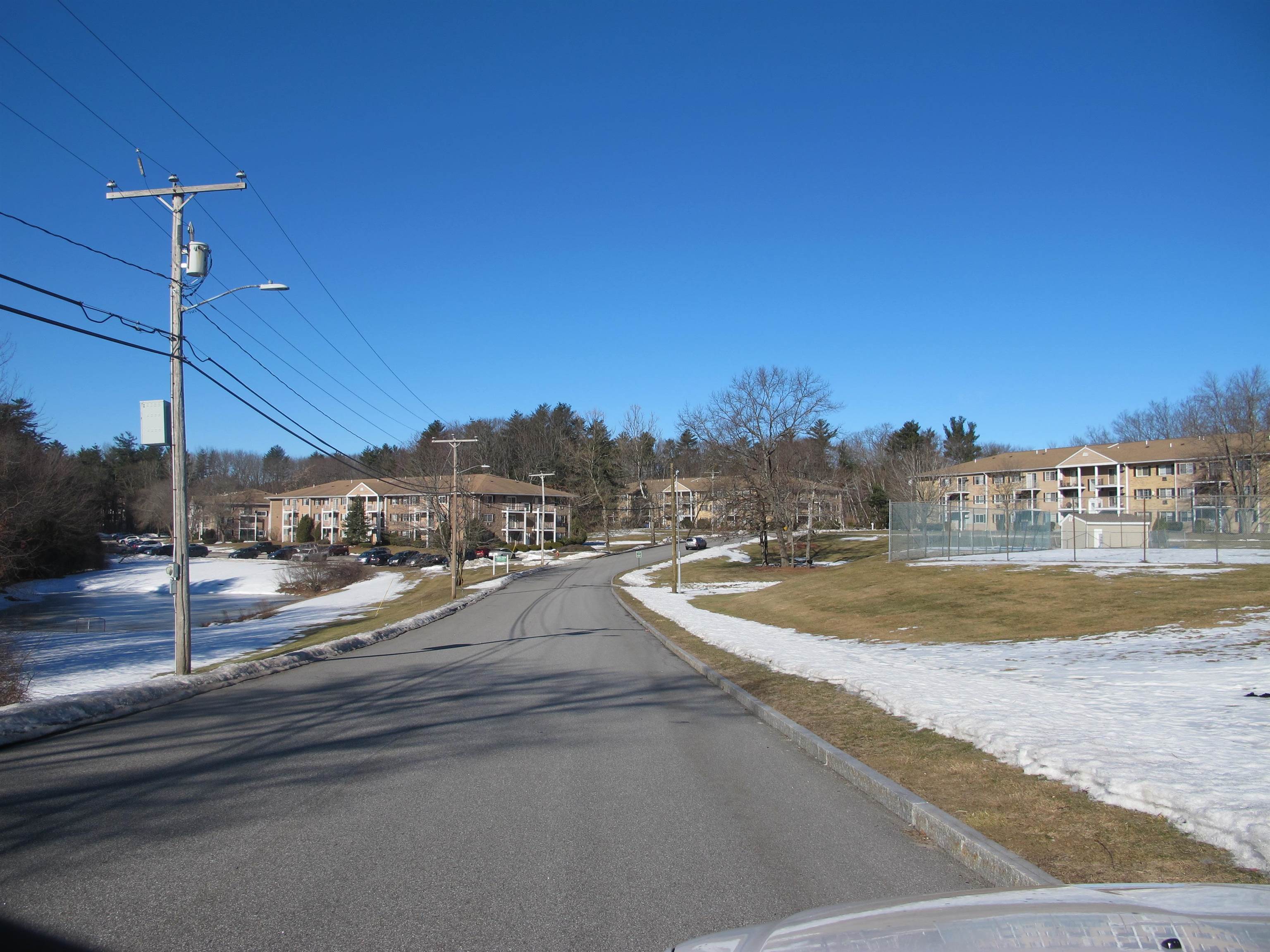 377 Huse Road, Unit 25 Manchester, NH 03103 - Photo 14 of 17