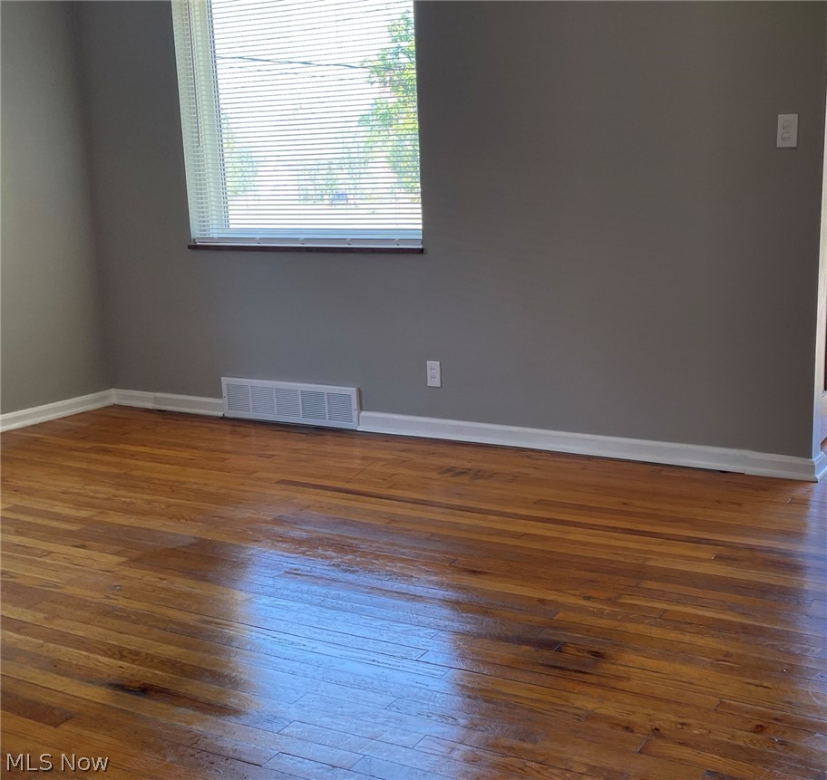 5207 Redfern Road Parma, OH 44134 - Photo 5 of 10