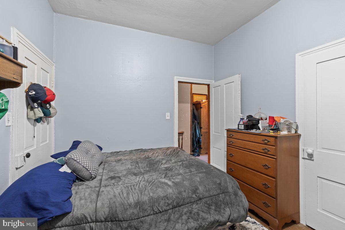 827 Chestnut Street Lebanon, PA 17042 - Photo 24 of 30 Unit 2 Bedroom 2