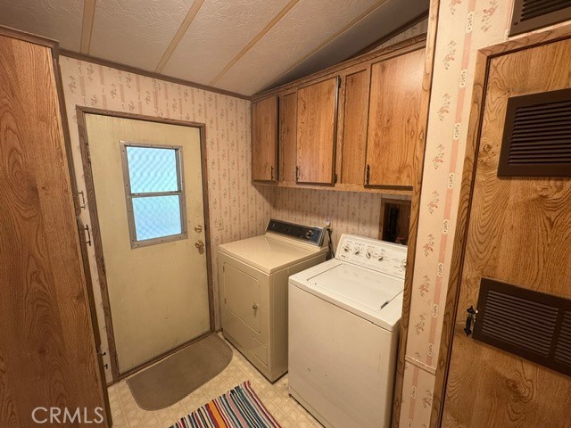 27701 Murrieta Road, Unit 255 Menifee, CA 92586 - Photo 18 of 20 a utility room with dryer and washer