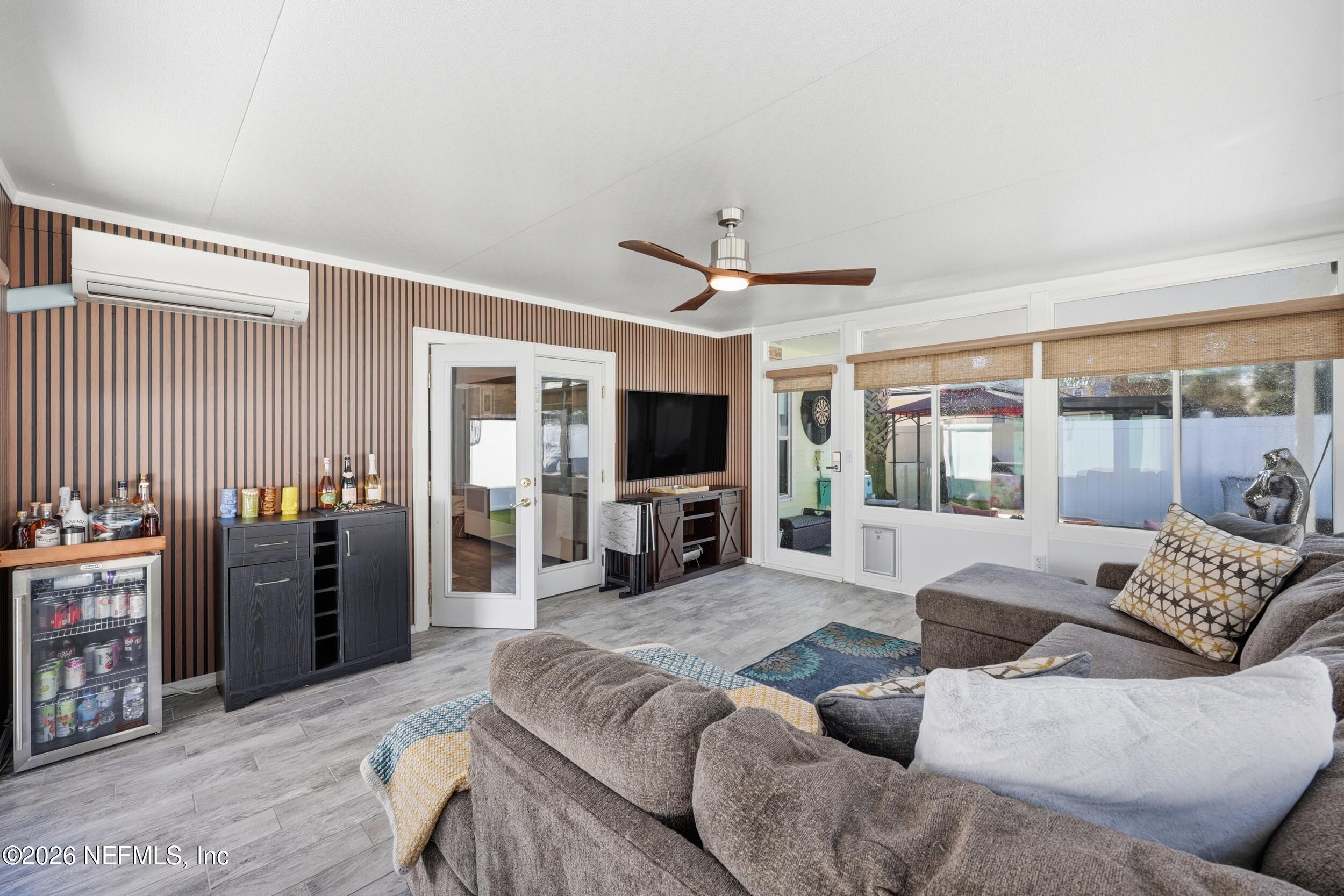 2354 South Beach Parkway Jacksonville Beach, FL 32250 - Photo 22 of 35 Sunroom