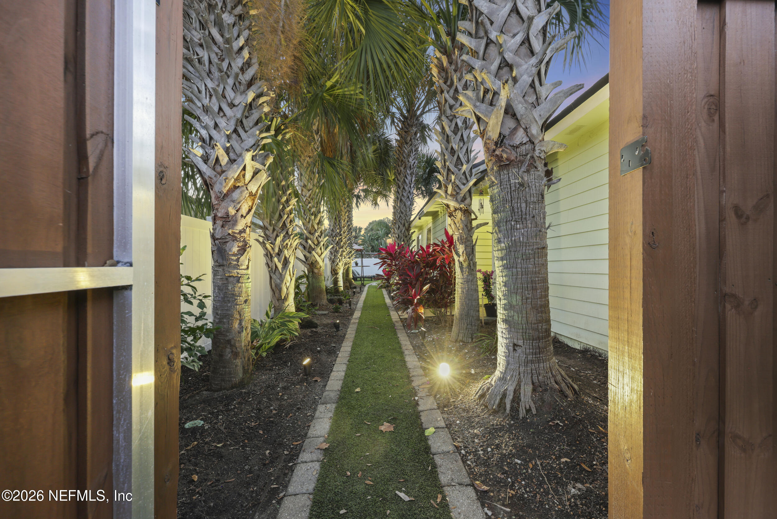 2354 South Beach Parkway Jacksonville Beach, FL 32250 - Photo 33 of 35 Impressive entry