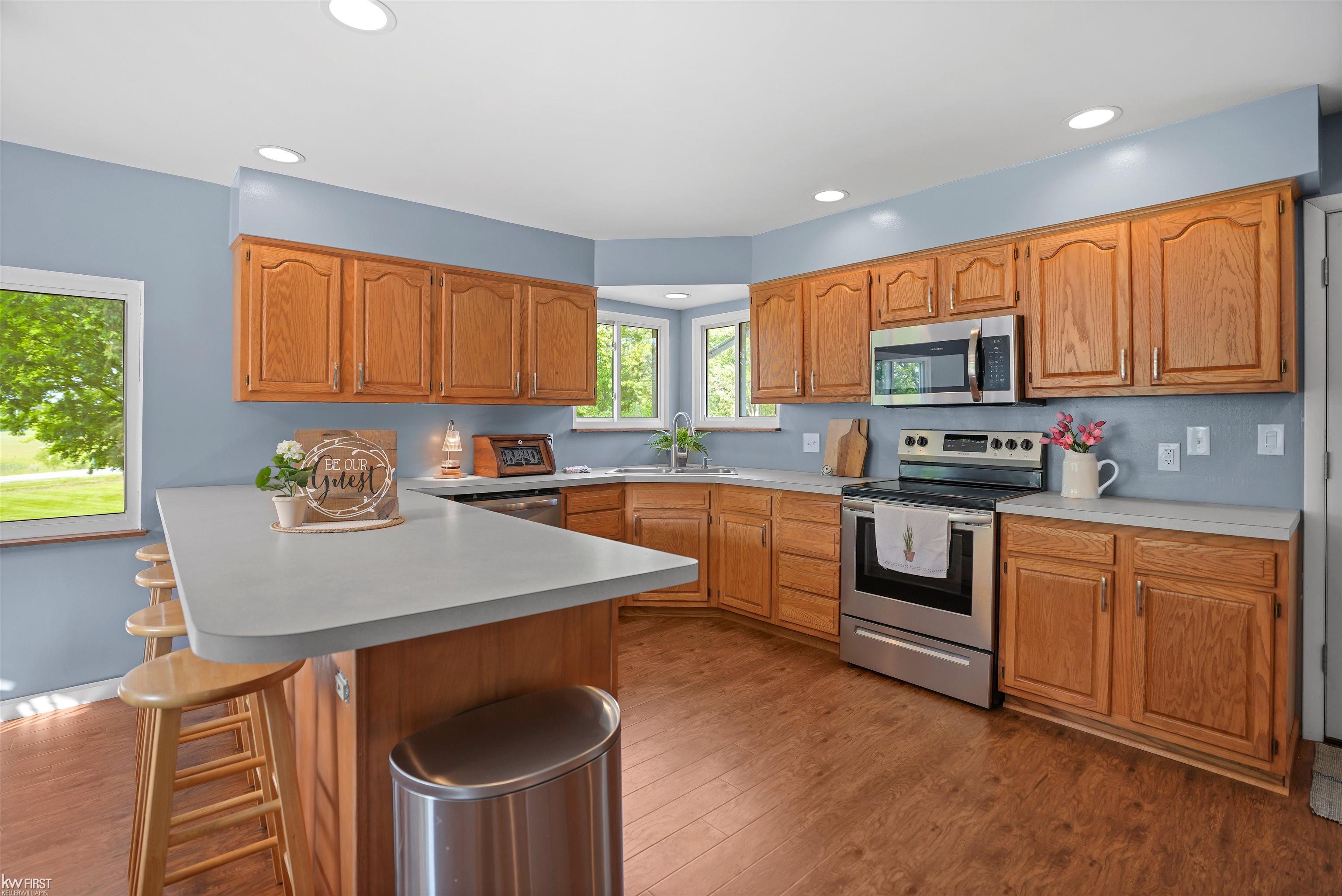 2284 East Frances Road Mount Morris, MI 48458 - Photo 3 of 65 50177089-e6a69f16-6015-4c8a-83ef-f8d30cefd0b0.JPG