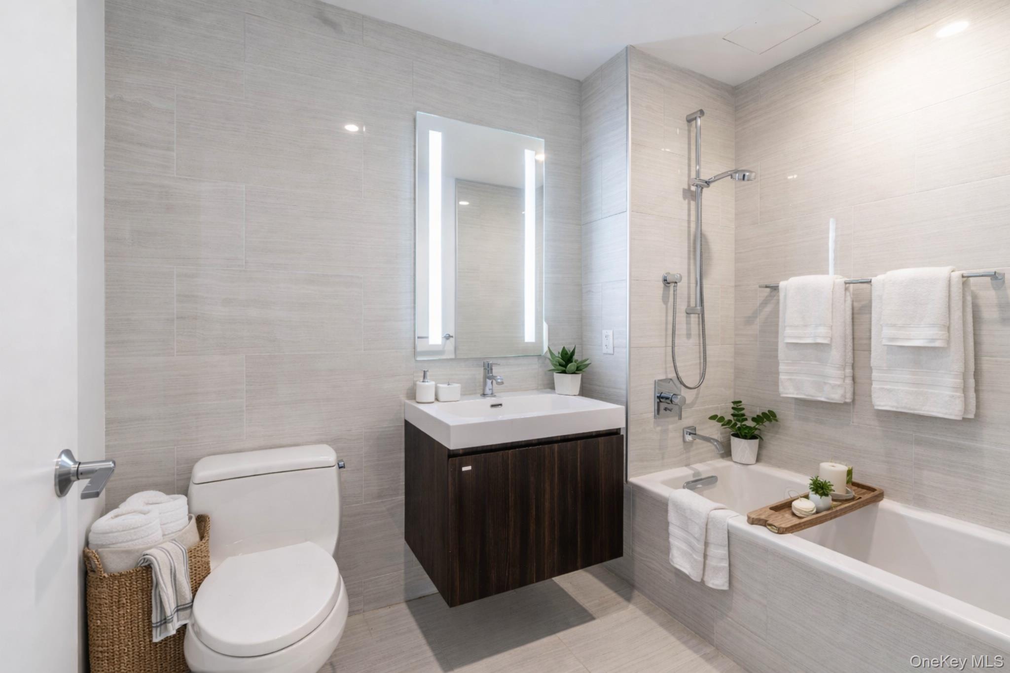 131-03 40 Road, Unit 10A Queens, NY 11354 - Photo 7 of 9