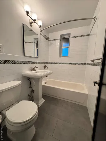 $3,000 | 555 Broadway, Unit 1J, Hastings-on-Hudson, NY 10706