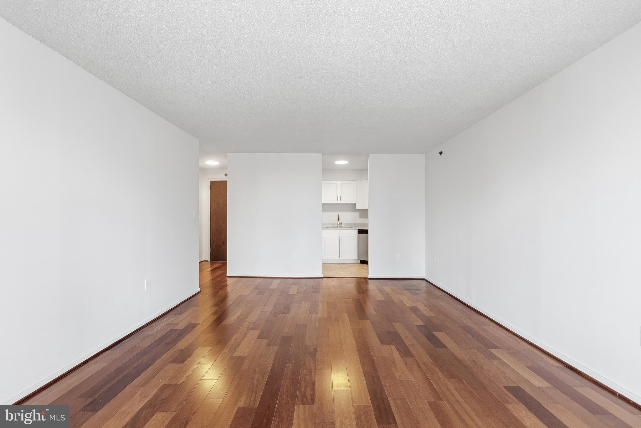 2020 Walnut Street, Unit 29D Philadelphia, PA 19103 - Photo 5 of 26