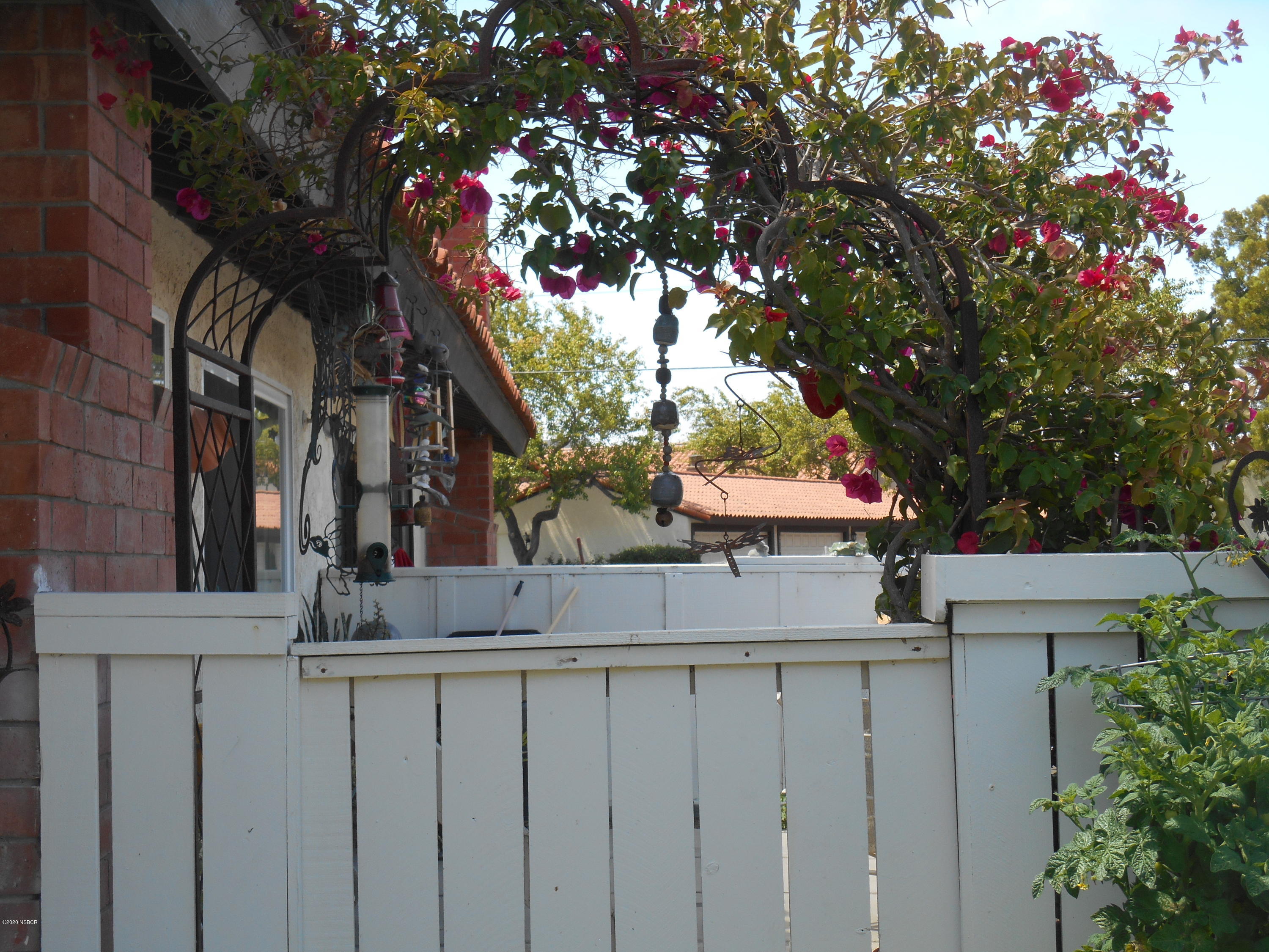 3941 Mesa Cir Drive Lompoc, CA 93436 - Photo 2 of 16 a view of a house with a tree