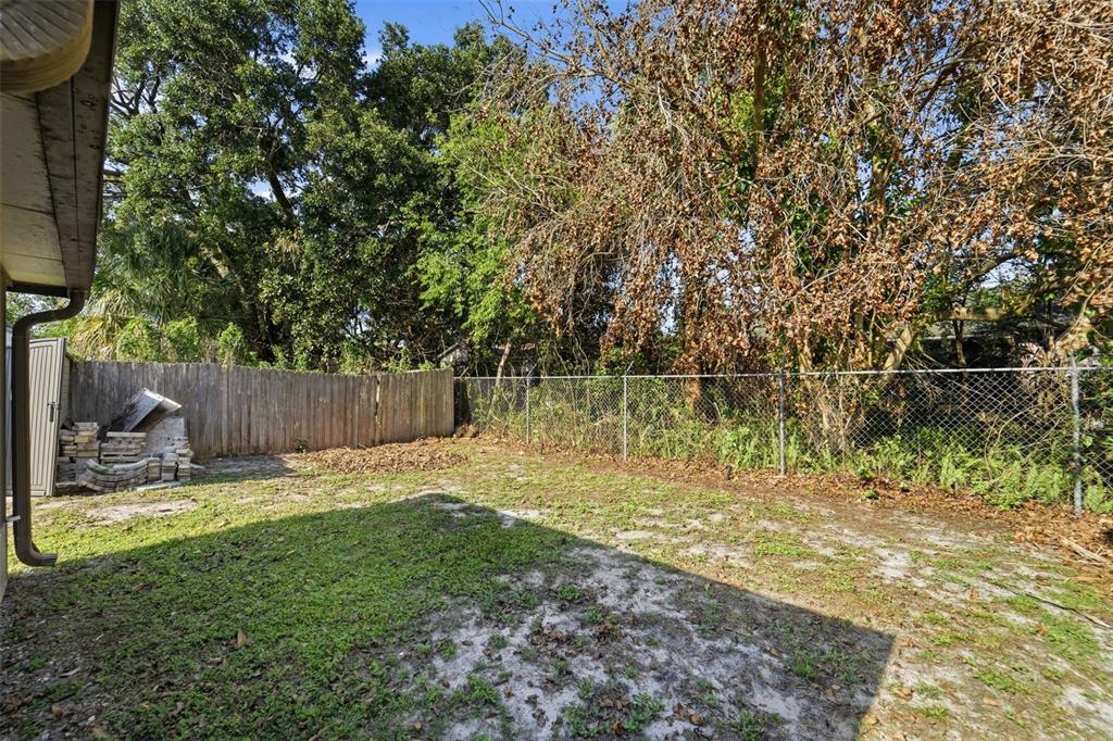 1309 Spring Lite Way Orlando, FL 32825 - Photo 32 of 43