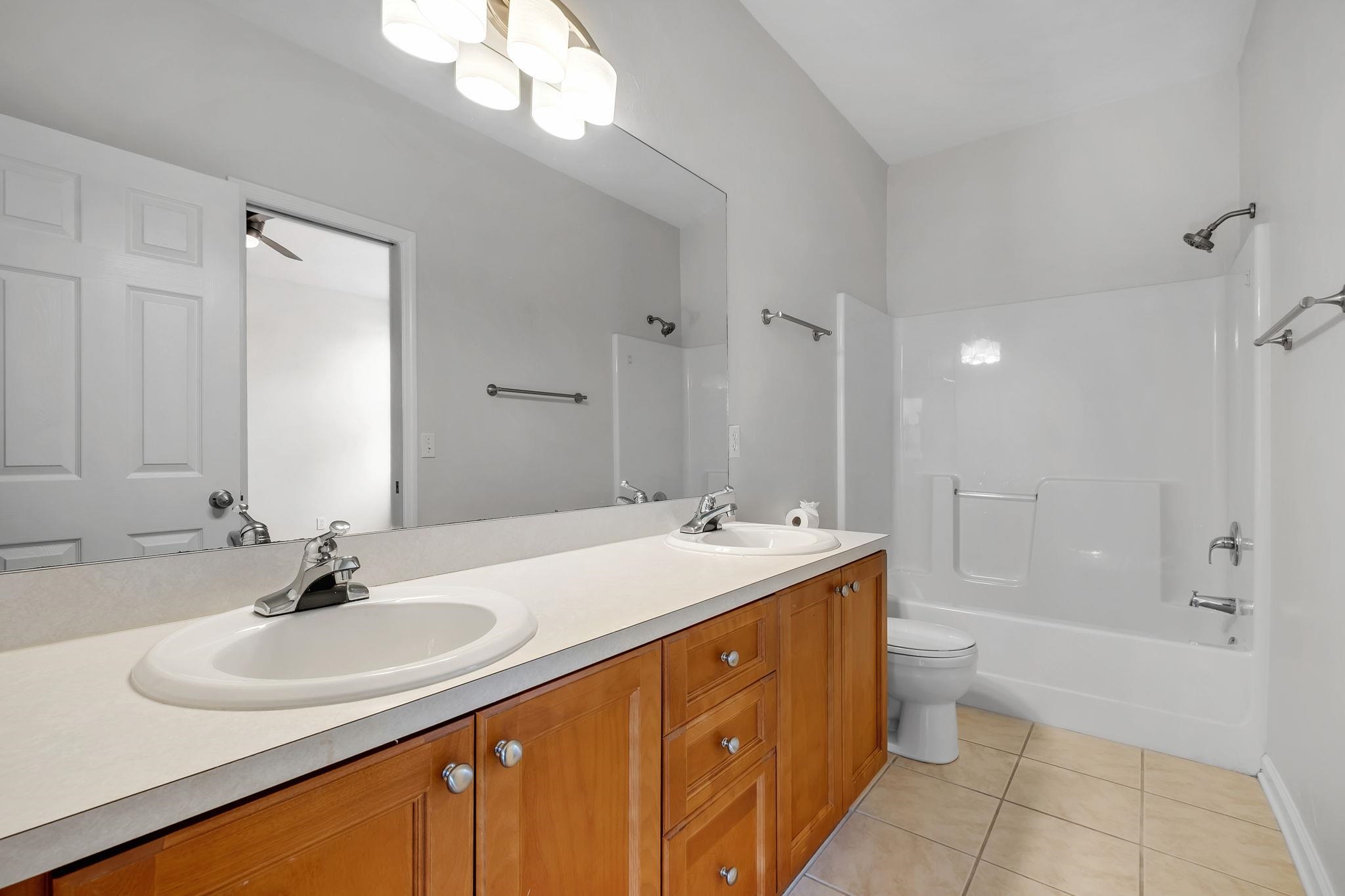 2014 Midyette Road, Unit 306 Tallahassee, FL 32301 - Photo 15 of 18
