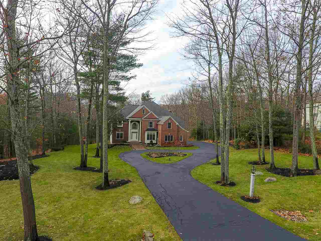22 Powder Hill Road Bedford, NH 03110 - Photo 11 of 21