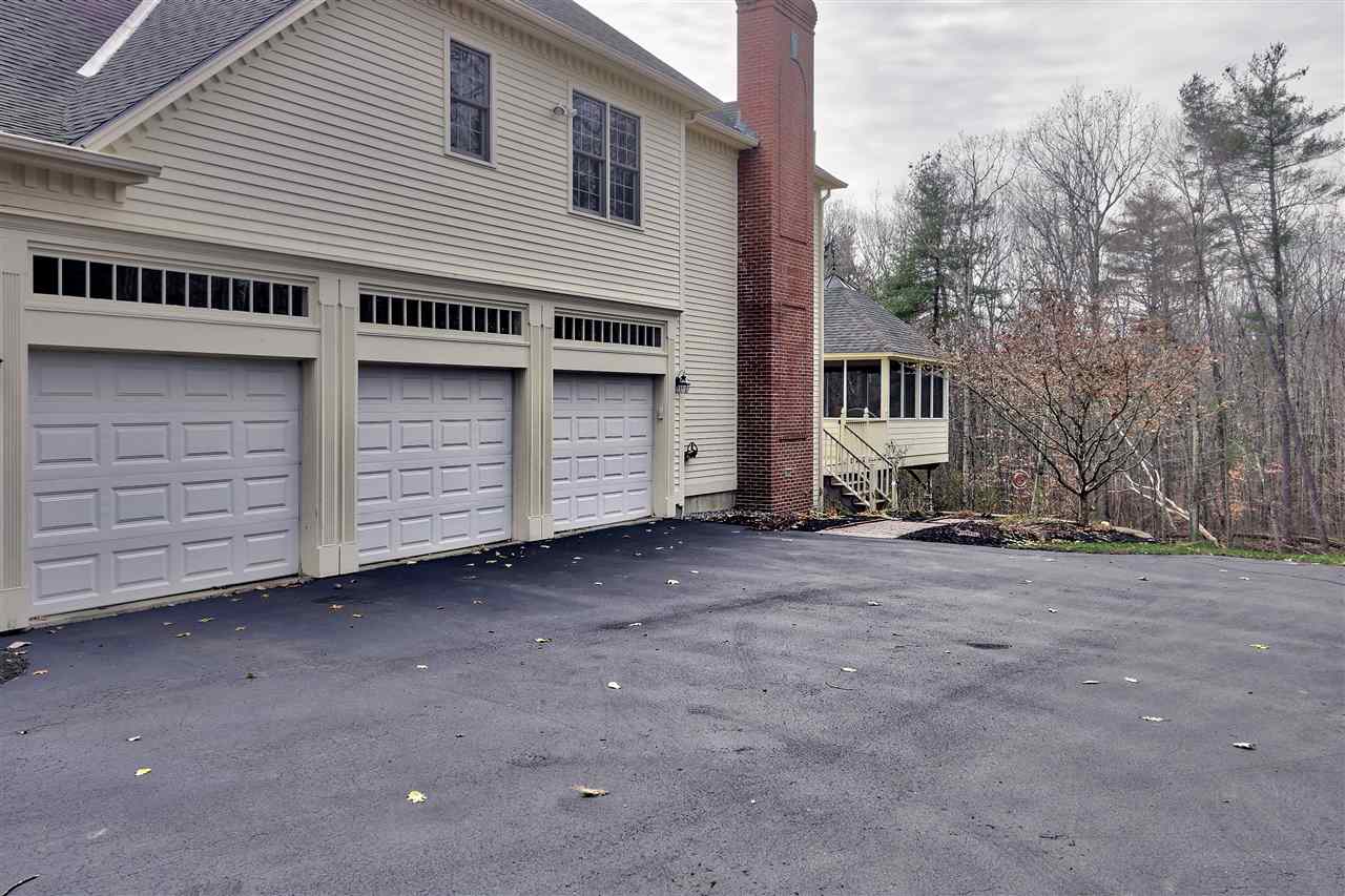 22 Powder Hill Road Bedford, NH 03110 - Photo 13 of 21