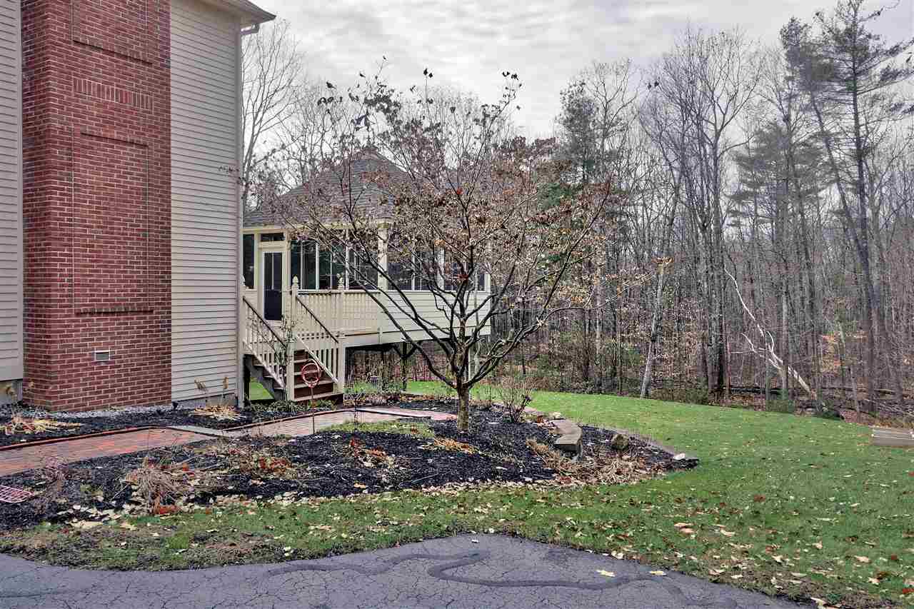 22 Powder Hill Road Bedford, NH 03110 - Photo 14 of 21