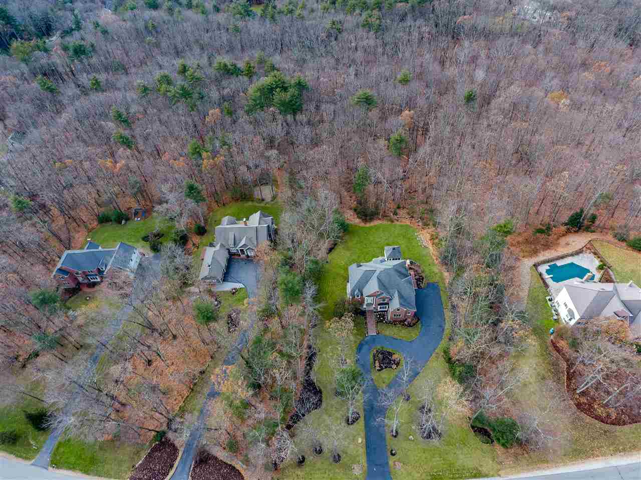 22 Powder Hill Road Bedford, NH 03110 - Photo 8 of 21