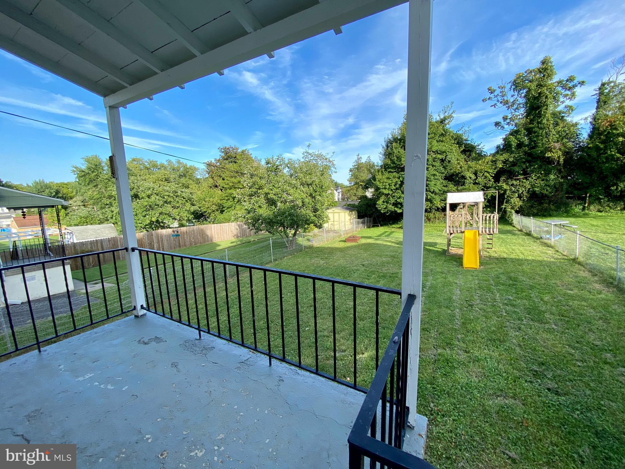 7003 Linden Avenue Baltimore, MD 21206 - Photo 23 of 29 a view of a porch