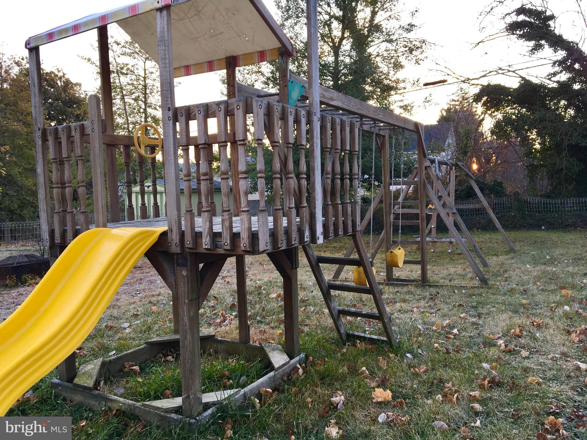 7003 Linden Avenue Baltimore, MD 21206 - Photo 26 of 29 a view of a slide with a slide