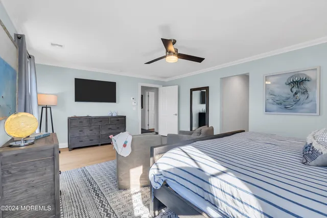 a view of utility room