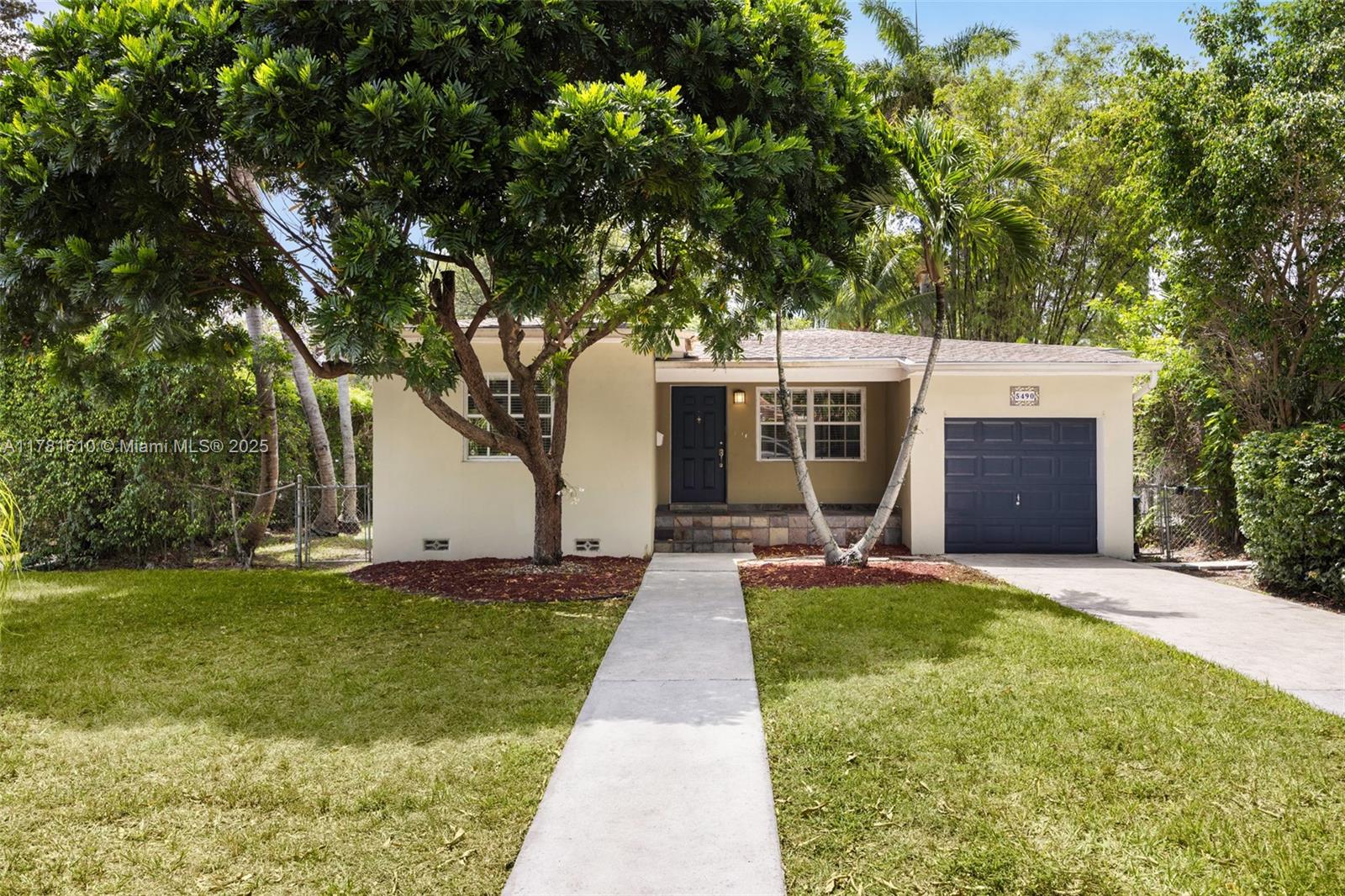 5490 Southwest 57th Avenue Miami, FL 33155 - Photo 1 of 21