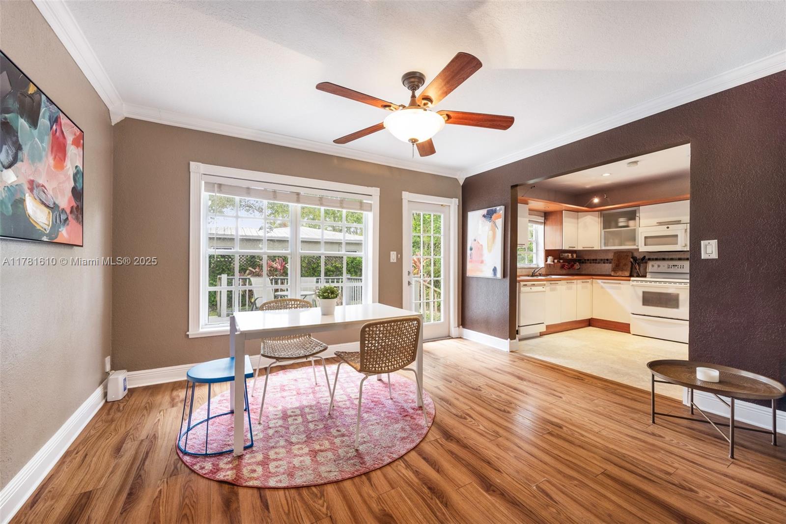 5490 Southwest 57th Avenue Miami, FL 33155 - Photo 9 of 21