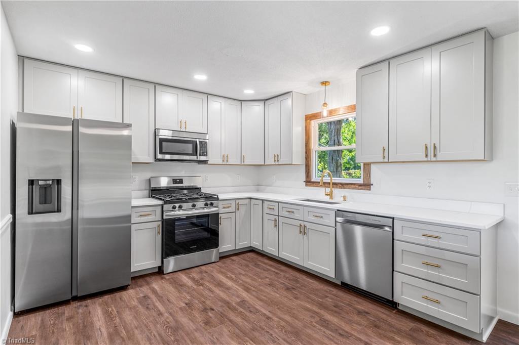 4980 Murray Road Winston-Salem, NC 27106 - Photo 2 of 50