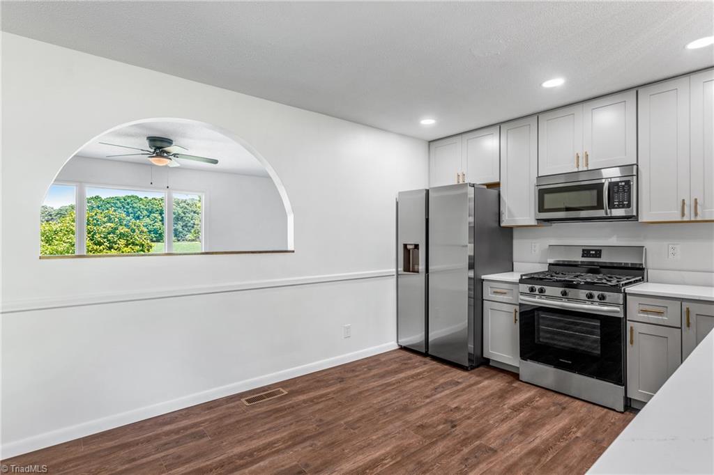 4980 Murray Road Winston-Salem, NC 27106 - Photo 4 of 50