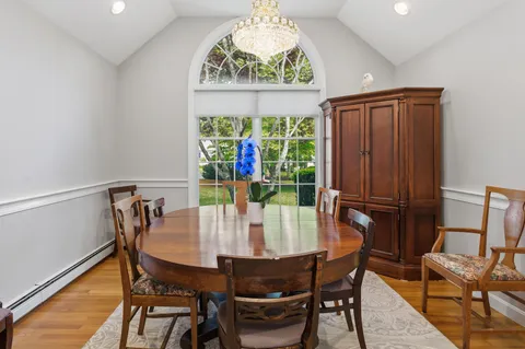 $1,050,000 | 103 Falling Leaf Lane, Osterville, MA 02655