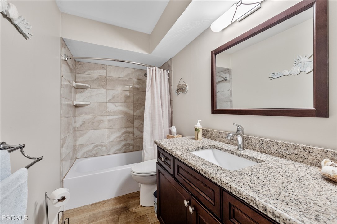 1830 Brantley Road, Unit E3 Fort Myers, FL 33907 - Photo 15 of 23