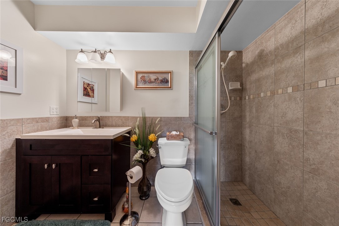 1830 Brantley Road, Unit E3 Fort Myers, FL 33907 - Photo 18 of 23