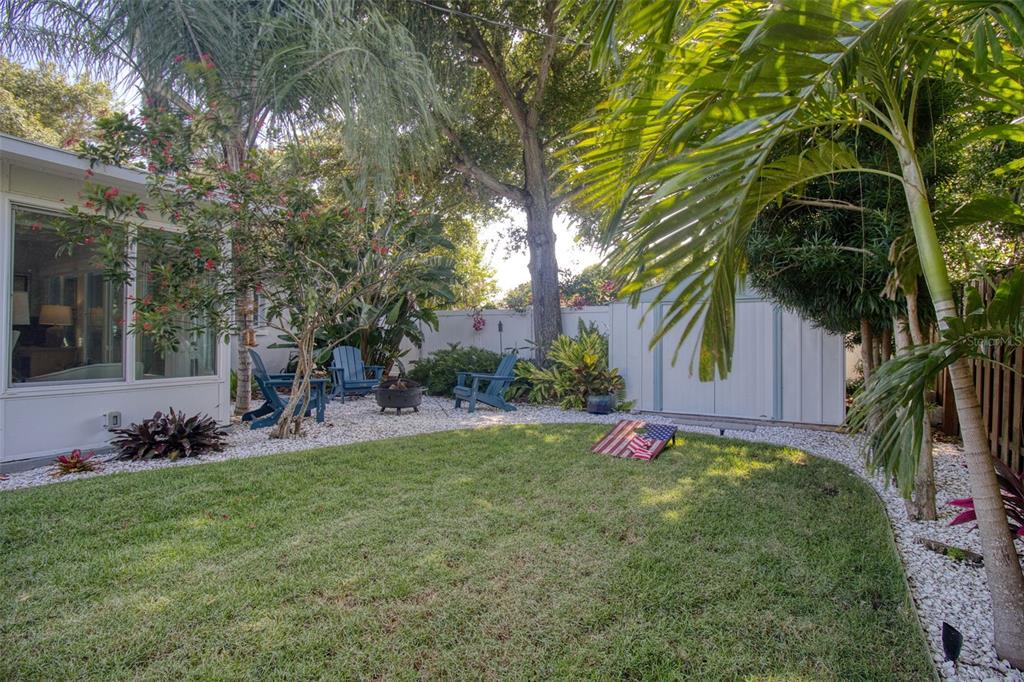 128 Edgewater Terrace Dunedin, FL 34698 - Photo 29 of 59