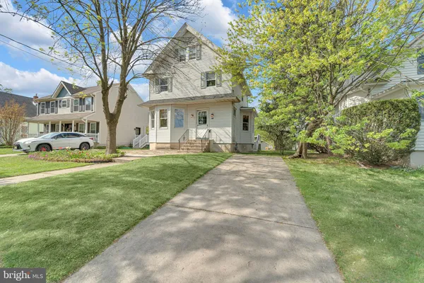 $596,500 | 162 Edgewood Avenue, Audubon, NJ 08106