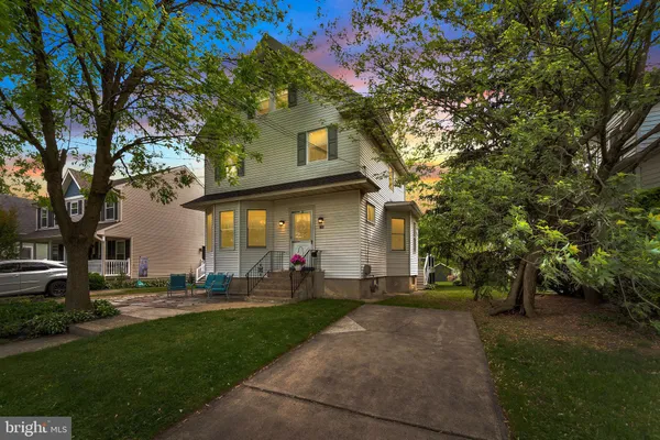 $569,000 | 162 Edgewood Avenue, Audubon, NJ 08106