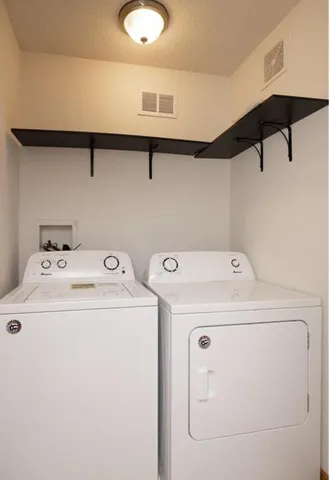 $1,700 | 16331 Timber Crest Drive Southeast, Prior Lake, MN 55372