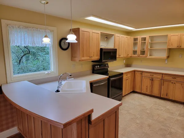 $599,900 | 10458 Harmony Hills Drive, Aurora, IN 47001