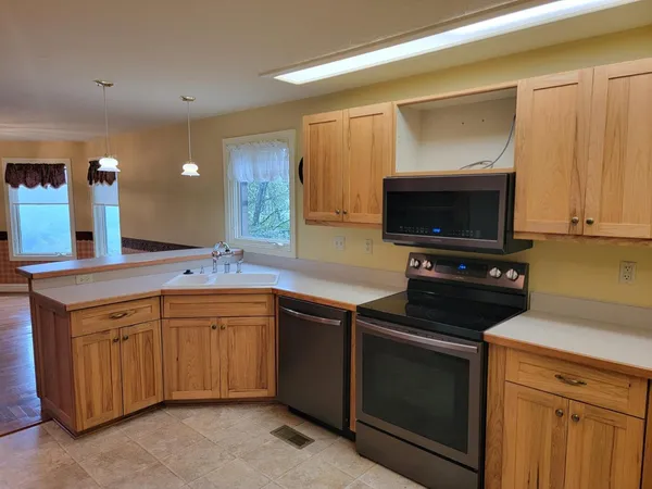 $599,900 | 10458 Harmony Hills Drive, Aurora, IN 47001