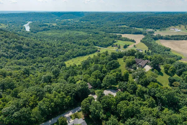 $599,900 | 10458 Harmony Hills Drive, Aurora, IN 47001