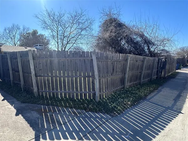 $249,900 | 1905 Powderhorn Drive, Garland, TX 75044