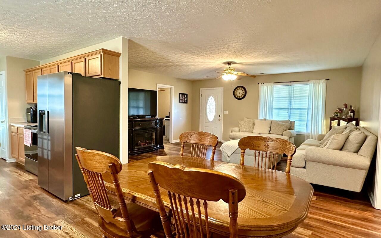 559 Grant Road Leitchfield, KY 42754 - Photo 16 of 57 Dining Area